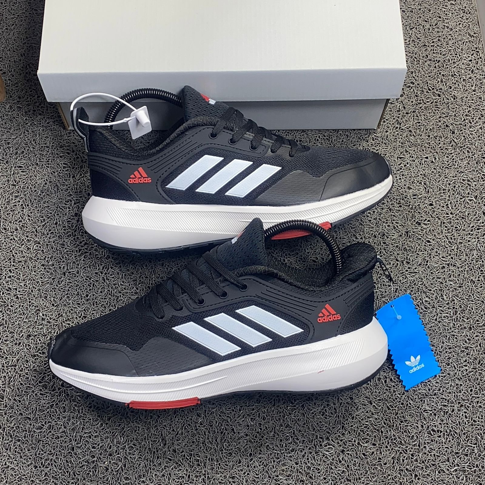 WhatsApp Image 2025-11-16 at 6.52.59 PM (4)